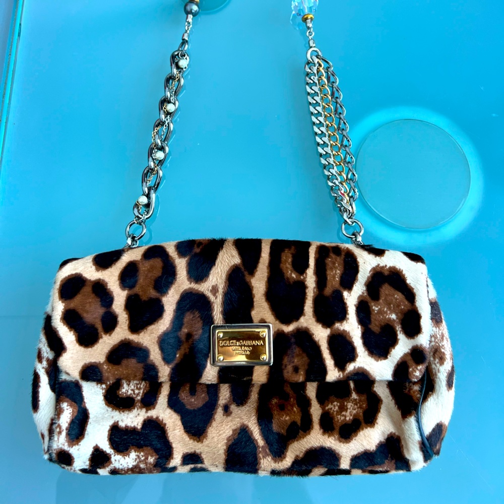 Dolce & Gabbana is a lovely handbag